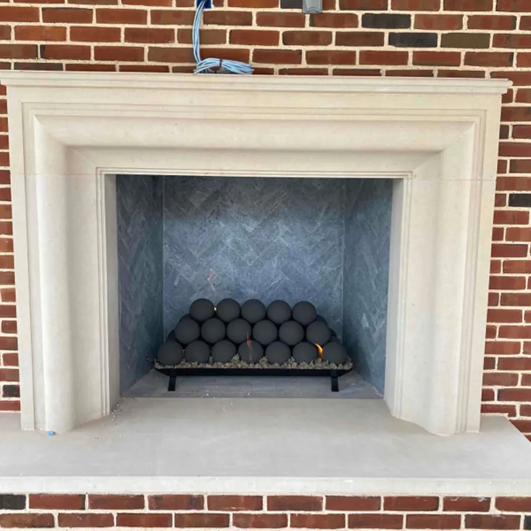 Pyramid-stacked fire spheres in a masonry fireplace